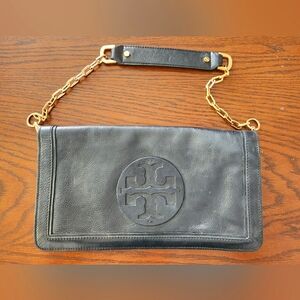 Tory Burch Bombe Black Leather Clutch with removable chain strap 🎊 HP 🎊